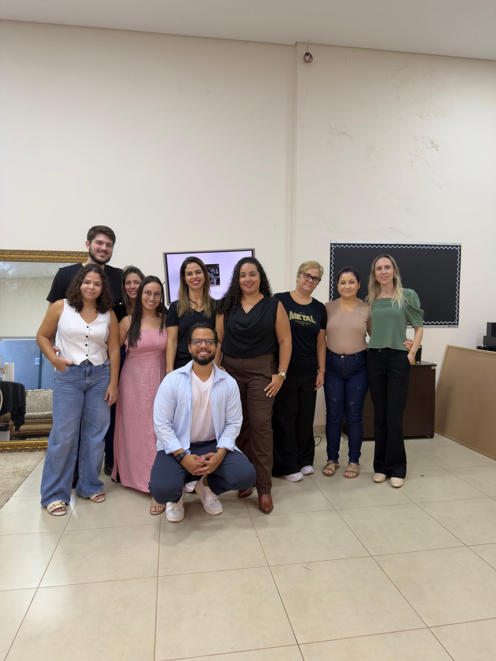 Treinamento da equipe — Aplicação da narrativa no atendimento.